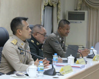 แม่ทัพภาคที่ 4 เป็นประธานประชุมแถลงแผนถวายความปลอดภัย สมเด็จ ... พารามิเตอร์รูปภาพ 13