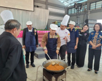 รองผู้ว่าราชการจังหวัดสุราษฎร์ธานี เปิดงานประกวดทำอาหาร "Str ... พารามิเตอร์รูปภาพ 14