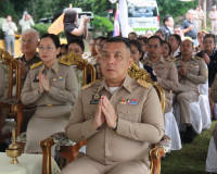 ผู้ว่าฯ สุราษฎร์ธานี นำข้าราชการและประชาชนร่วมพิธีถวายพระพรช ... พารามิเตอร์รูปภาพ 29