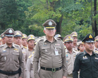 ผู้ว่าฯ สุราษฎร์ธานี นำข้าราชการและประชาชนร่วมพิธีถวายพระพรช ... พารามิเตอร์รูปภาพ 36