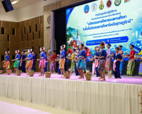 ผู้ว่าฯ สุราษฎร์ธานี เปิดเวทีนำนวัตกรรมการศึกษา แลกเปลี่ยนอง ... พารามิเตอร์รูปภาพ 40
