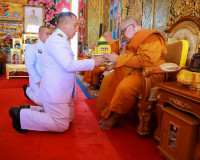 พระบาทสมเด็จพระเจ้าอยู่หัว พระราชทานผ้าไตร เนื่องในพิธีทำบุญ ... พารามิเตอร์รูปภาพ 19