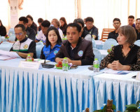 รองผู้ว่าราชการจังหวัดสุราษฎร์ธานี เป็นประธานการประชุม คณะกร ... พารามิเตอร์รูปภาพ 4