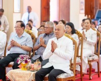 รองผู้ว่าราชการจังหวัดสุราษฎร์ธานี เป็นประธานในพิธีวันบูรพาจ ... พารามิเตอร์รูปภาพ 3