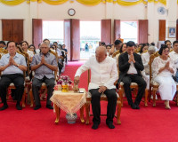 รองผู้ว่าราชการจังหวัดสุราษฎร์ธานี เป็นประธานในพิธีวันบูรพาจ ... พารามิเตอร์รูปภาพ 7