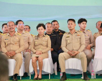 ผู้ว่าฯ สุราษฎร์ธานีลงพื้นที่เปิดเวทีรับฟังความคิดเห็นทุกภาค ... พารามิเตอร์รูปภาพ 20