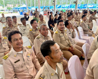 ผู้ว่าฯ สุราษฎร์ธานีลงพื้นที่เปิดเวทีรับฟังความคิดเห็นทุกภาค ... พารามิเตอร์รูปภาพ 39