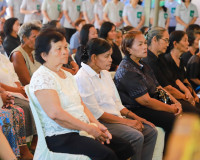 ผู้ว่าฯ สุราษฎร์ธานี นำหน่วยแพทย์ พอ.สว. ลงพื้นที่อำเภอพุนพิ ... พารามิเตอร์รูปภาพ 37