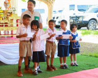 ผู้ว่าฯ สุราษฎร์ธานี นำหน่วยแพทย์ พอ.สว. ลงพื้นที่อำเภอพุนพิ ... พารามิเตอร์รูปภาพ 39