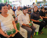 ผู้ว่าฯ สุราษฎร์ธานี นำหน่วยแพทย์ พอ.สว. ลงพื้นที่อำเภอพุนพิ ... พารามิเตอร์รูปภาพ 44