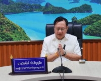 จังหวัดสุราษฎร์ธานีร่วมกิจกรรมบรรยายธรรม นำอบรมจิตภาวนา เฉลิ ... พารามิเตอร์รูปภาพ 3