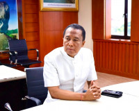 จังหวัดสุราษฎร์ธานีร่วมกิจกรรมบรรยายธรรม นำอบรมจิตภาวนา เฉลิ ... พารามิเตอร์รูปภาพ 9