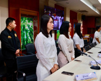 จังหวัดสุราษฎร์ธานีร่วมกิจกรรมบรรยายธรรม นำอบรมจิตภาวนา เฉลิ ... พารามิเตอร์รูปภาพ 16