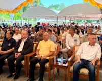รองผู้ว่าราชการจังหวัดสุราษฎร์ธานี เป็นประธานองค์ผ้าป่า ในกิ ... พารามิเตอร์รูปภาพ 6
