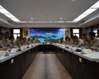 ผู้ว่าฯ สุราษฎร์ธานีประชุมนายอำเภอ หัวหน้าส่วนราชการ และหัวห ... พารามิเตอร์รูปภาพ 4