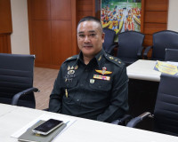 ผู้ว่าฯ สุราษฎร์ธานีประชุมนายอำเภอ หัวหน้าส่วนราชการ และหัวห ... พารามิเตอร์รูปภาพ 13
