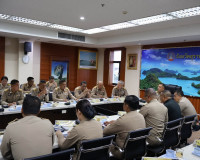 ผู้ว่าฯ สุราษฎร์ธานีประชุมนายอำเภอ หัวหน้าส่วนราชการ และหัวห ... พารามิเตอร์รูปภาพ 18