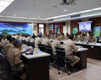 ผู้ว่าฯ สุราษฎร์ธานีประชุมนายอำเภอ หัวหน้าส่วนราชการ และหัวห ... พารามิเตอร์รูปภาพ 24