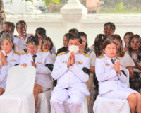 ผู้ว่าฯ สุราษฎร์ธานี เป็นประธานพิธีสมโภชและถวายเทียนพรรษาพระ ... พารามิเตอร์รูปภาพ 2