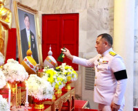 ผู้ว่าฯ สุราษฎร์ธานี เป็นประธานพิธีสมโภชและถวายเทียนพรรษาพระ ... พารามิเตอร์รูปภาพ 7