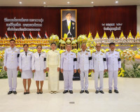 จังหวัดสุราษฎร์ธานี จัดพิธีถวายเครื่องราชสักการะและจุดเทียนถ ... พารามิเตอร์รูปภาพ 2