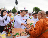 ผู้ว่าราชการจังหวัดสุราษฎร์ธานีนำพสกนิกรชาวสุราษฎร์ธานี ร่วม ... พารามิเตอร์รูปภาพ 6