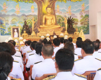 จังหวัดสุราษฎร์ธานีจัดพิธีบำเพ็ญกุศลและทำบุญตักบาตร ในวาระคร ... พารามิเตอร์รูปภาพ 22