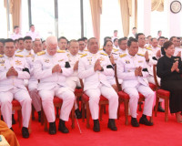 จังหวัดสุราษฎร์ธานีจัดพิธีบำเพ็ญกุศลและทำบุญตักบาตร ในวาระคร ... พารามิเตอร์รูปภาพ 24