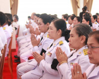 จังหวัดสุราษฎร์ธานีจัดพิธีบำเพ็ญกุศลและทำบุญตักบาตร ในวาระคร ... พารามิเตอร์รูปภาพ 31