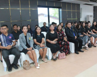 โรงเรียนสุราษฎร์ธานีขับเคลื่อนการดำเนินงานสภานักเรียนและการส ... พารามิเตอร์รูปภาพ 24