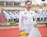 รองผู้ว่าราชการจังหวัดสุราษฎร์ธานี เป็นประธาน ในพิธีประดับแผ ... พารามิเตอร์รูปภาพ 14