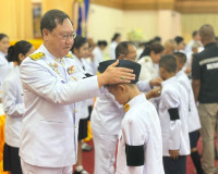 รองผู้ว่าราชการจังหวัดสุราษฎร์ธานี เป็นประธาน ในพิธีประดับแผ ... พารามิเตอร์รูปภาพ 20