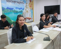 รองผู้ว่าราชการจังหวัดสุราษฎร์ธานีติดตามการดำเนินงานกองทุนพั ... พารามิเตอร์รูปภาพ 1