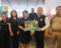 พ่อเมืองสุราษฎร์ฯ นำหน่วยบำบัดทุกข์ บำรุงสุข ลงพื้นที่อำเภอช ... พารามิเตอร์รูปภาพ 44