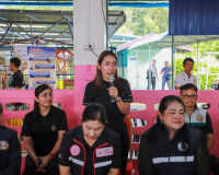 พ่อเมืองสุราษฎร์ฯ นำหน่วยบำบัดทุกข์ บำรุงสุข ลงพื้นที่อำเภอช ... พารามิเตอร์รูปภาพ 73