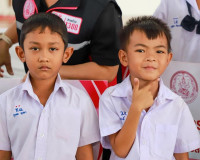 พ่อเมืองสุราษฎร์ฯ นำหน่วยบำบัดทุกข์ บำรุงสุข ลงพื้นที่อำเภอช ... พารามิเตอร์รูปภาพ 112