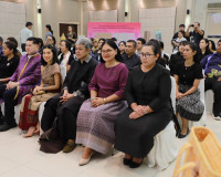 ผู้ว่าฯ สุราษฎร์ธานี เปิดกิจกรรมประกวดผ้าลายพระราชทาน "ผ้าลา ... พารามิเตอร์รูปภาพ 5