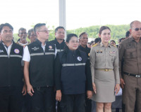 มท.4 ลงพื้นที่ ต.ปากหมาก อ.ไชยา ขับเคลื่อนนโยบายรัฐบาลและกระ ... พารามิเตอร์รูปภาพ 6
