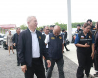 มท.4 ลงพื้นที่ ต.ปากหมาก อ.ไชยา ขับเคลื่อนนโยบายรัฐบาลและกระ ... พารามิเตอร์รูปภาพ 10