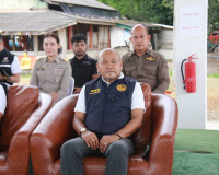 มท.4 ลงพื้นที่ ต.ปากหมาก อ.ไชยา ขับเคลื่อนนโยบายรัฐบาลและกระ ... พารามิเตอร์รูปภาพ 14