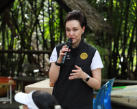 รองนายกฯ "ศุภจี" พร้อมคณะทูตานุทูต 13 ประเทศ ลงพื้นที่สวนมะพ ... พารามิเตอร์รูปภาพ 14