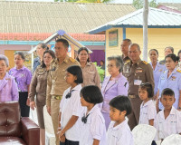 รองผู้ว่าราชการจังหวัดสุราษฎร์ธานี เป็นประธานในพิธีเปิดกิจกร ... พารามิเตอร์รูปภาพ 4