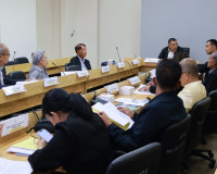 ผู้ว่าฯ สุราษฎร์ธานี เป็นประธานประชุมคณะกรรมการมูลนิธิส่งเสร ... พารามิเตอร์รูปภาพ 15