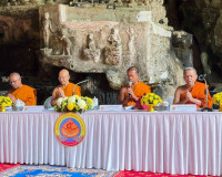 รองผู้ว่าราชการจังหวัดฯ เป็นประธานฝ่ายฆราวาส ให้การต้อนรับ แ ... พารามิเตอร์รูปภาพ 13