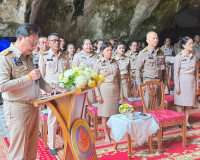 รองผู้ว่าราชการจังหวัดฯ เป็นประธานฝ่ายฆราวาส ให้การต้อนรับ แ ... พารามิเตอร์รูปภาพ 18