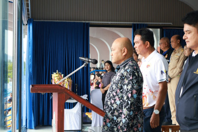 รองผู้ว่าราชการจังหวัดสุราษฎร์ธานี เป็นประธานพิธีเปิดการประก ... พารามิเตอร์รูปภาพ 1
