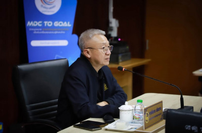 รองผู้ว่าราชการจังหวัดสุราษฎร์ธานี เป็นประธานการประชุมคณะกรร ... พารามิเตอร์รูปภาพ 1