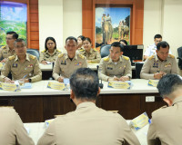 ผู้ว่าฯ สุราษฎร์ธานี ประชุมนายอำเภอ หัวหน้าส่วนราชการ และหัว ... พารามิเตอร์รูปภาพ 8