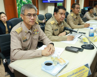 ผู้ว่าฯ สุราษฎร์ธานี ประชุมนายอำเภอ หัวหน้าส่วนราชการ และหัว ... พารามิเตอร์รูปภาพ 14