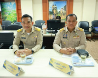 ผู้ว่าฯ สุราษฎร์ธานี ประชุมนายอำเภอ หัวหน้าส่วนราชการ และหัว ... พารามิเตอร์รูปภาพ 23